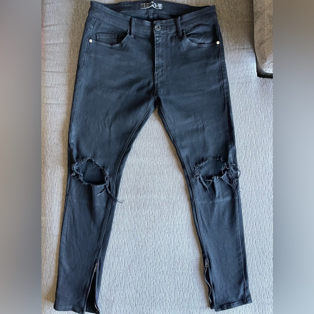 KDNK Men's Skinny Black Ripped Knee Jeans